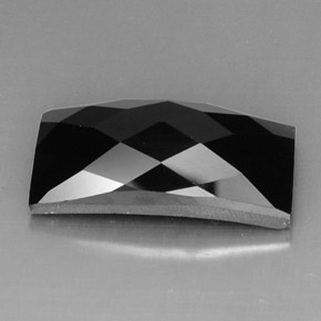 Spinello naturale nero da 13,88 ct, baguette, opaco