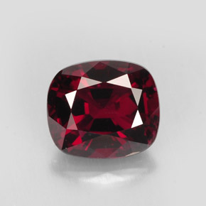 Spinello naturale  da 1,99 ct, taglio a cuscino, VS