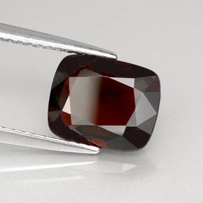 Spinello naturale rosso da 2,83 ct, taglio a cuscino, VVS