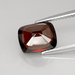 Spinello naturale rosso da 2,83 ct, taglio a cuscino, VVS