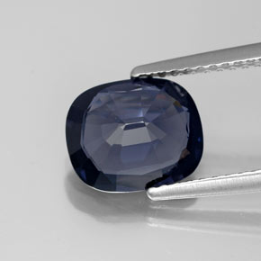 Spinello naturale blu da 2,33 ct, taglio a cuscino, VVS-VS