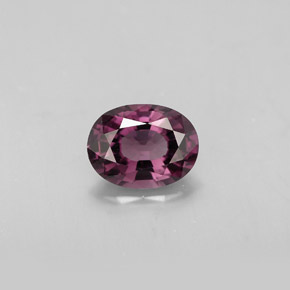 Spinello naturale viola da 1,44 ct, taglio ovale, VS
