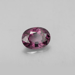 Spinello naturale viola da 1,44 ct, taglio ovale, VS