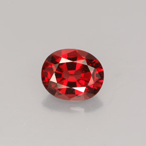 Spinello naturale rosso da 0,76 ct, taglio ovale, VS