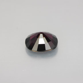 Spinello naturale  da 1,95 ct, taglio a cuscino, VVS-VS