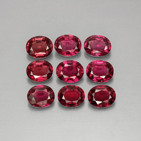 Spinello naturale rosso da  ct, taglio ovale, VS