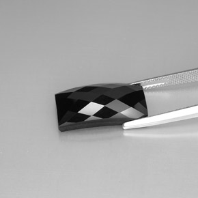 Spinello naturale nero da 14,35 ct, baguette, opaco