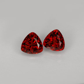 Gemme di spinello rosso intenso naturale da  ct, trillion, VS