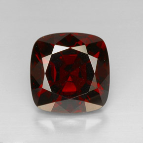 Spinello naturale  da 19,03 ct, taglio a cuscino, VVS-VS