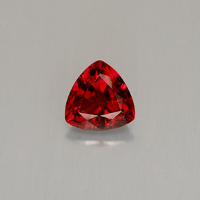 Spinello naturale rosso da 0,53 ct, trillion, VS