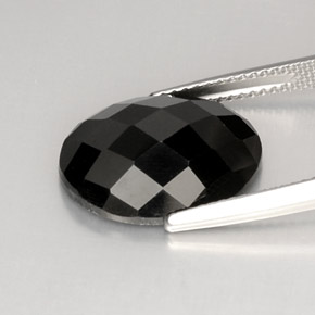 Spinello naturale nero da 10,35 ct, taglio ovale, opaco
