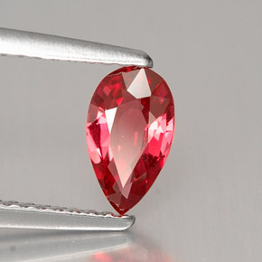 Spinello naturale rosso da 0,55 ct, taglio a pera, VS