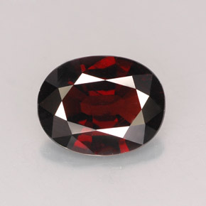 Spinello naturale  da 1,80 ct, taglio ovale, VS