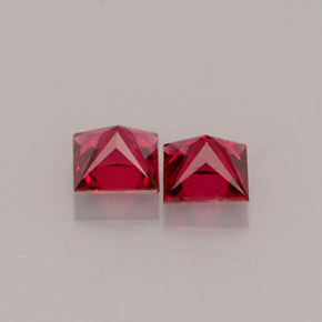 Spinello naturale rosso da  ct, quadrato, VVS-VS