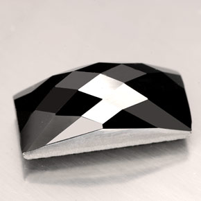 Spinello naturale nero da 12,84 ct, baguette, opaco