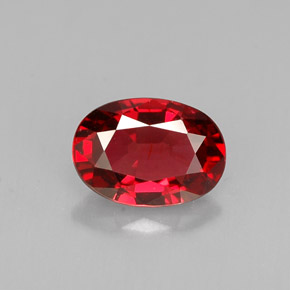 Spinello naturale rosso da 0,68 ct, taglio ovale, VS