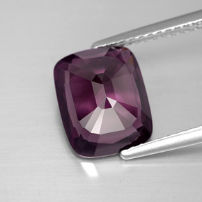 Spinello naturale  da 3,46 ct, taglio a cuscino, VS
