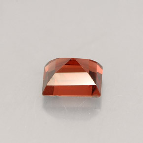Spinello naturale rosso da 0,56 ct, baguette, VS