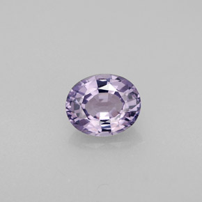 Spinello naturale viola da 0,77 ct, taglio ovale, VS
