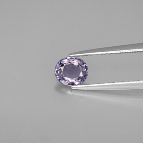 Spinello naturale viola da 0,71 ct, taglio ovale, VS