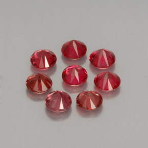 Spinello naturale rosso da  ct, taglio rotondo, VS