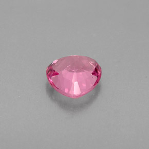Spinello naturale rosa da 0,64 ct, trillion, VS