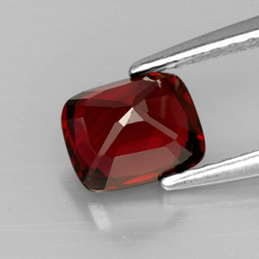 Spinello naturale rosso da 1,06 ct, taglio a cuscino, VVS