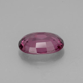 Spinello naturale viola da 1,98 ct, taglio ovale, VS