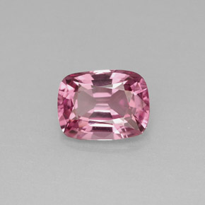 Spinello naturale  da 1,33 ct, taglio a cuscino, VVS