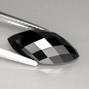 Spinello naturale nero da 4,91 ct, marchesa, opaco