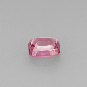 Spinello naturale rosa da 0,61 ct, taglio a cuscino, VS