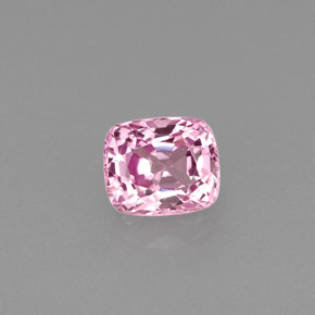 Spinello naturale rosa da 0,67 ct, taglio a cuscino, VS