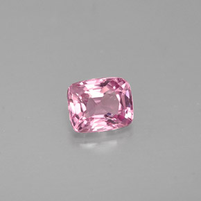 Spinello naturale rosa da 0,45 ct, taglio a cuscino, VVS-VS