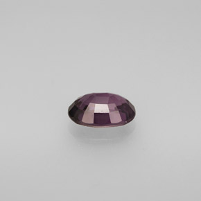 Spinello naturale  da 0,83 ct, taglio ovale, VVS-VS
