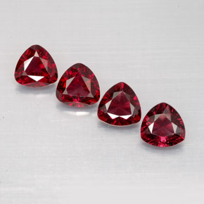 Spinello naturale  da  ct, trillion, VS