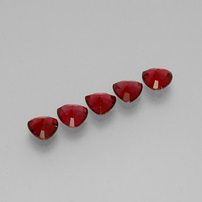 Spinello naturale rosso da  ct, trillion, VS