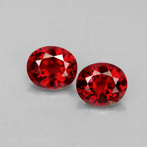 Spinello naturale rosso da  ct, taglio ovale, VS