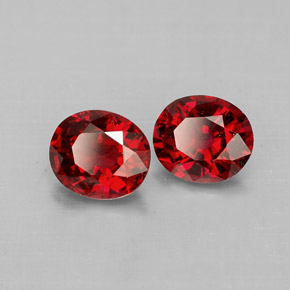 Spinello naturale rosso da  ct, taglio ovale, VS