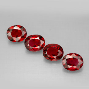 Spinello naturale rosso da  ct, taglio ovale, VS
