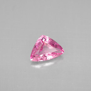 Spinello naturale rosa da 0,86 ct, trillion, VVS