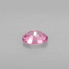 Spinello naturale rosa da 0,94 ct, taglio ovale, VS