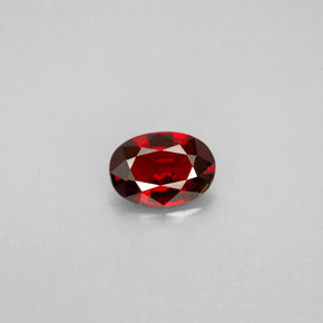 Spinello naturale  da 0,63 ct, taglio ovale, VVS