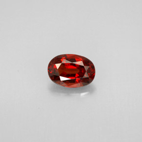 Spinello naturale rosso da 0,75 ct, taglio ovale, VS