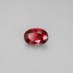 Spinello naturale rosso da 0,64 ct, taglio ovale, VS