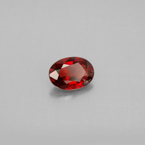 Spinello naturale  da 0,67 ct, taglio ovale, SI