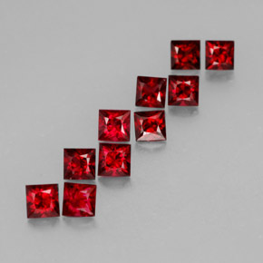 Spinello naturale rosso da  ct, quadrato, VVS-VS
