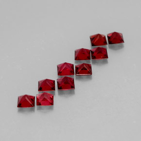 Spinello naturale rosso da  ct, quadrato, VVS-VS