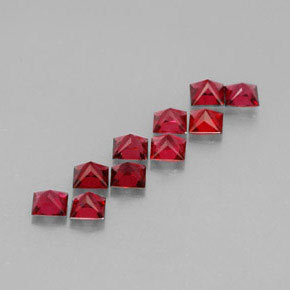 Spinello naturale rosso da  ct, quadrato, VVS-VS