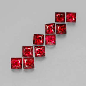 Spinello naturale rosso da  ct, quadrato, VVS-VS