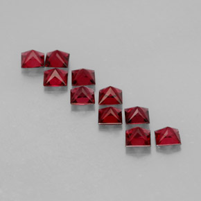 Spinello naturale rosso da  ct, quadrato, VVS-VS